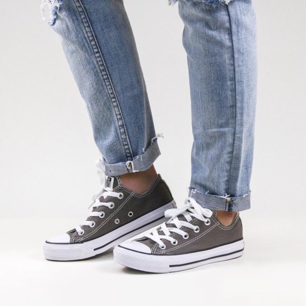 Converse Chuck Taylor All Star Lo Top Sneaker Charcoal Dark Gray size 8